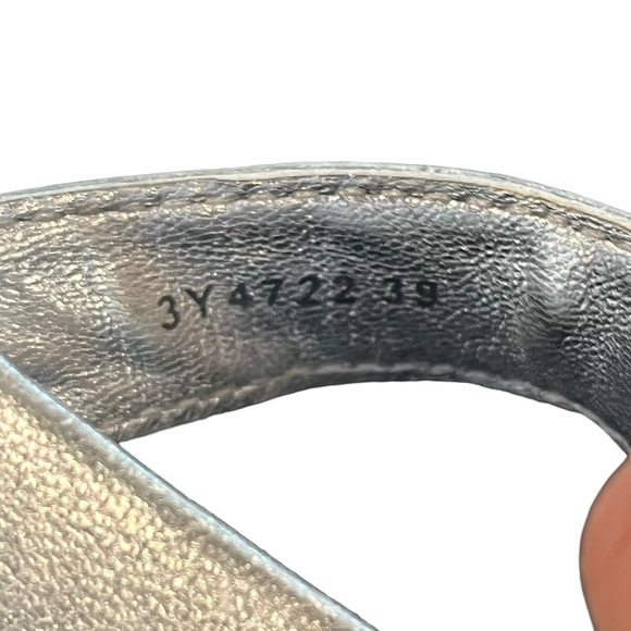 Prada Flop Flop Sandals - Picture 11 of 11